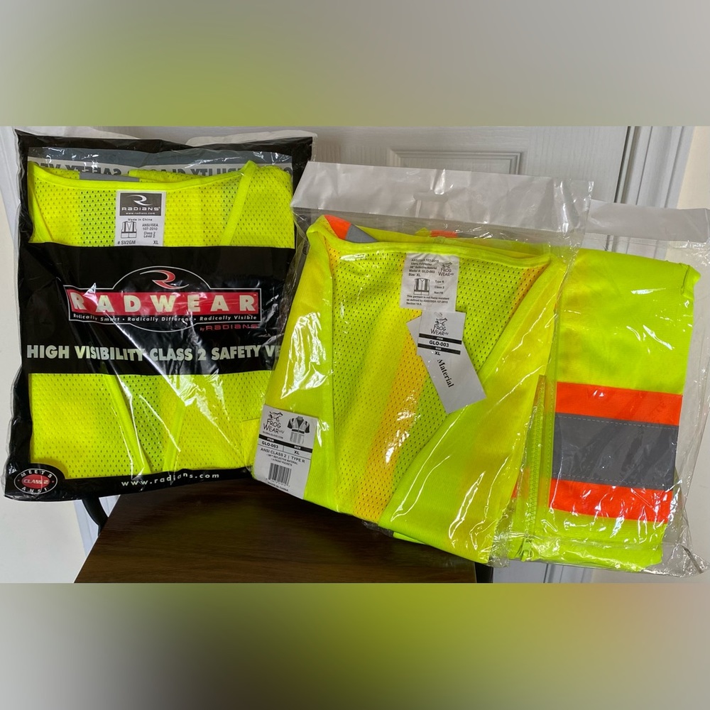 Majestic Hi-Vis Heavy Duty Surveryor's Vest with Mesh Back #SV2GM and ANSI CLS2